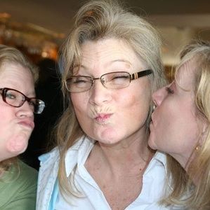 Meet your Posher, Marie